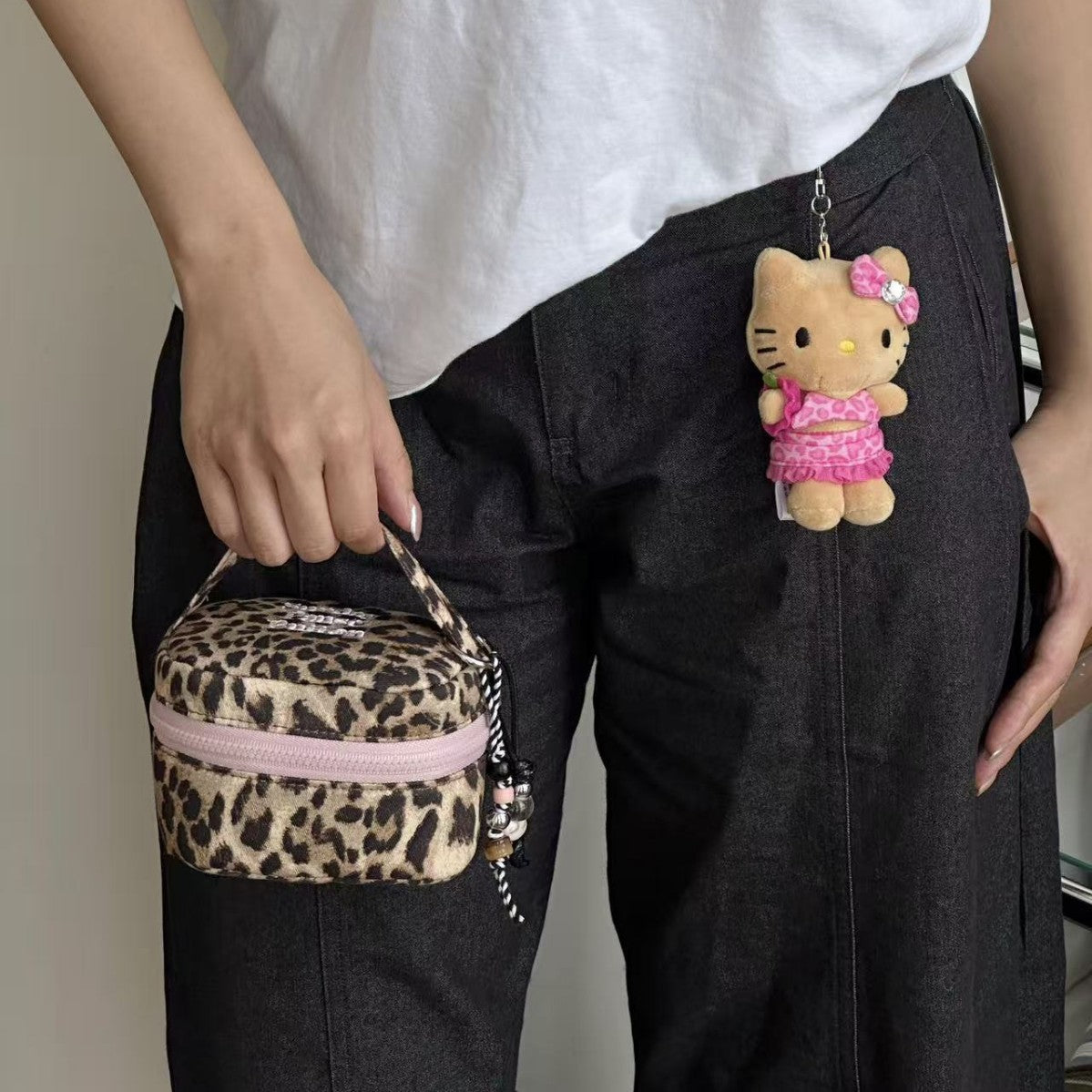 Cute Leopard Print Hello Kitty Pencil Case with Dual Zipper Design for School and Daily Use