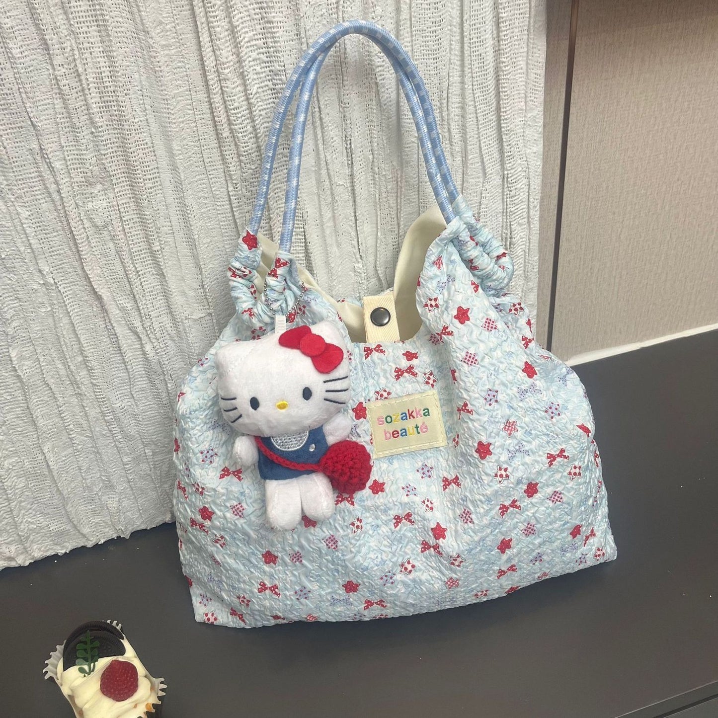 Korean Embossed Sweet Cartoon Shoulder Bag Women's Apple Commuter Handbag