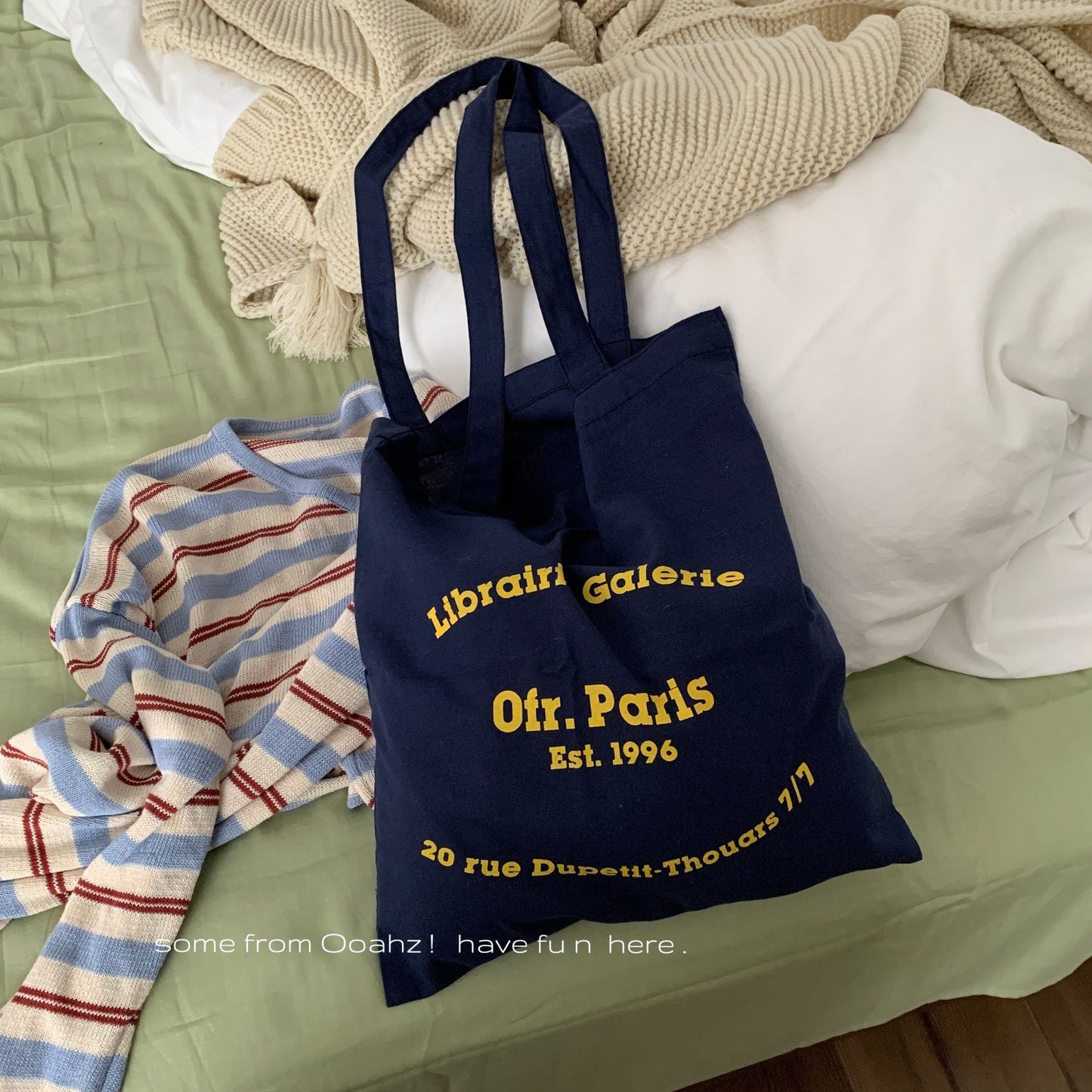 Paris Bookstore Style Letter Tote Bag Simple French Design Everyday Joker Practical Shoulder Bag