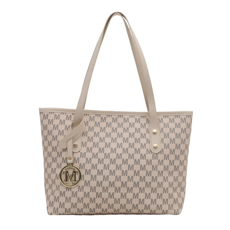 New Fashion Tote Bag Women's Large Capacity Shoulder Bag Fashion Letters Printed Commuter Handbag