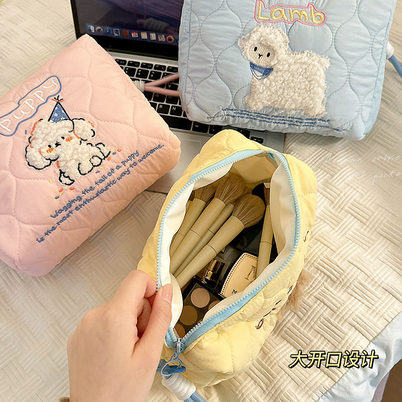 Cute Cartoon Embroidery Women's Cosmetic Bag Portable Lightweight and Practical Storage Bag for Going out