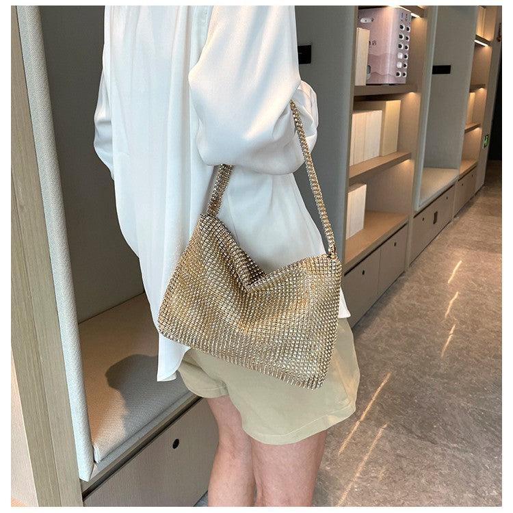 Chic Korean-Style Crossbody Bag with Rhinestone Detailing and Chain Strap for Everyday Fashion