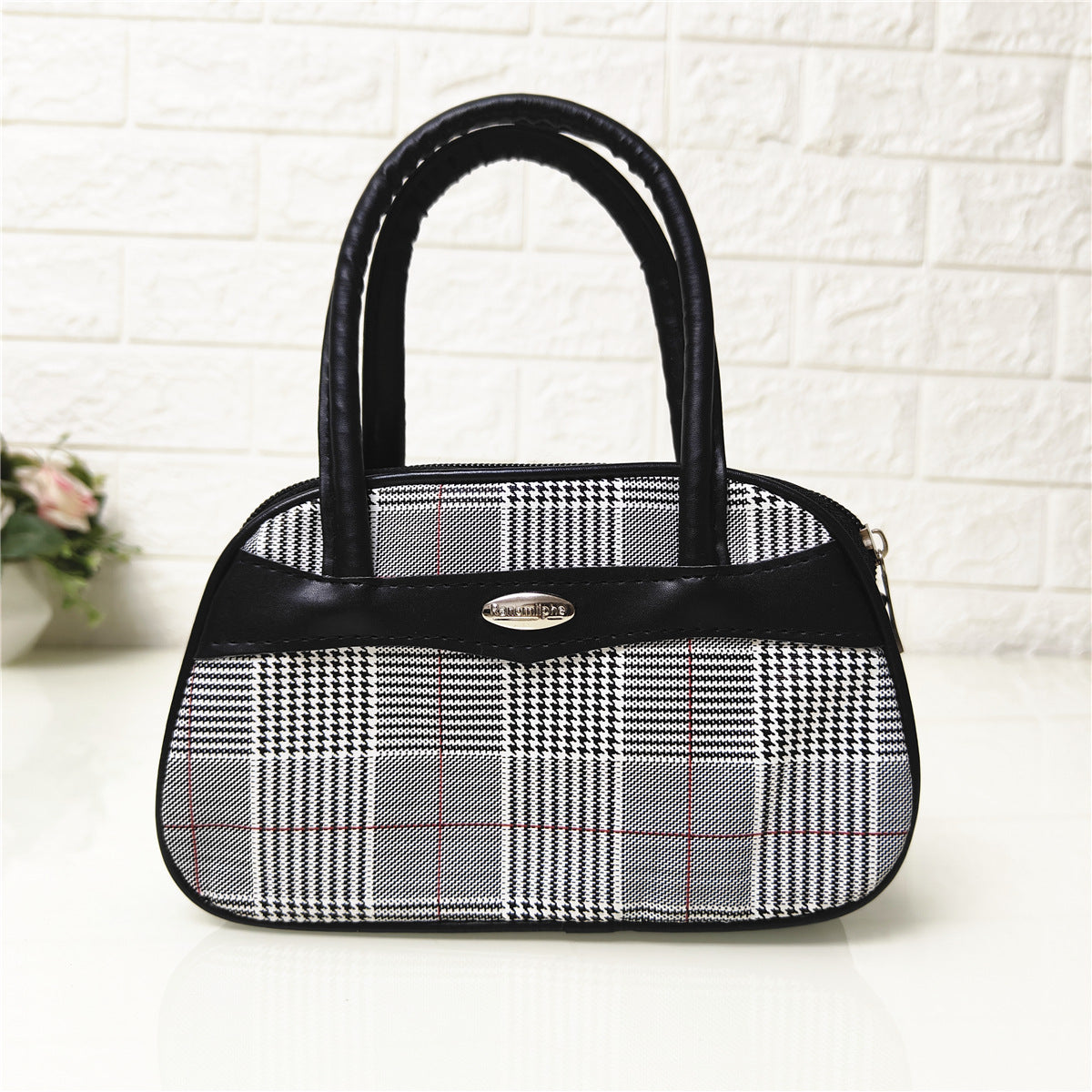 Elegant Mini Handbag for Women with Floral Pattern and PU Material, Perfect for Daily Use and Shopping