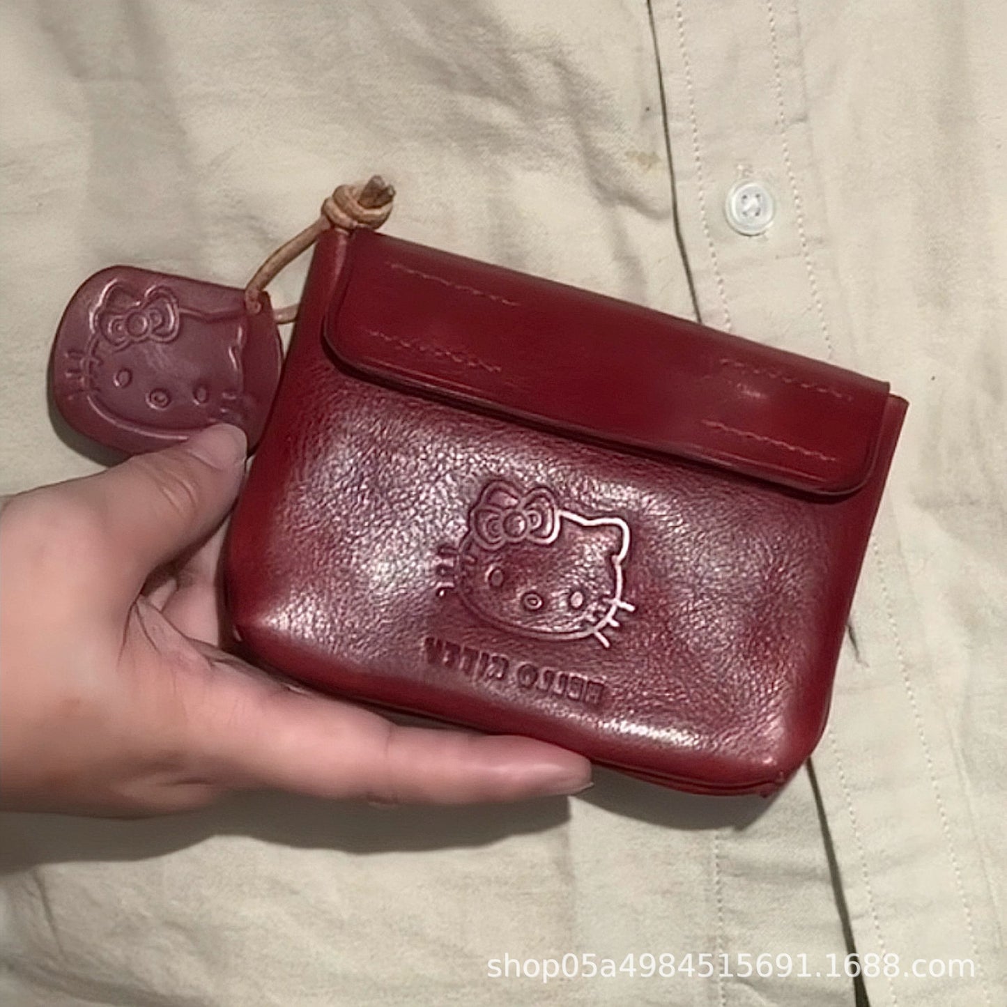 Hello Kitty Handmade Leather Coin Purse with Embossed Design, Compact Card Holder for Earphones and ID Cards, Stylish Daily Accessory