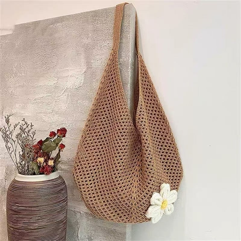 Women's Shoulder Bag Beach Bag Fashionable Knitted Flower Tote Bag Women's Casual Beach Travel Sling Bag Large Capacity Woven Bag