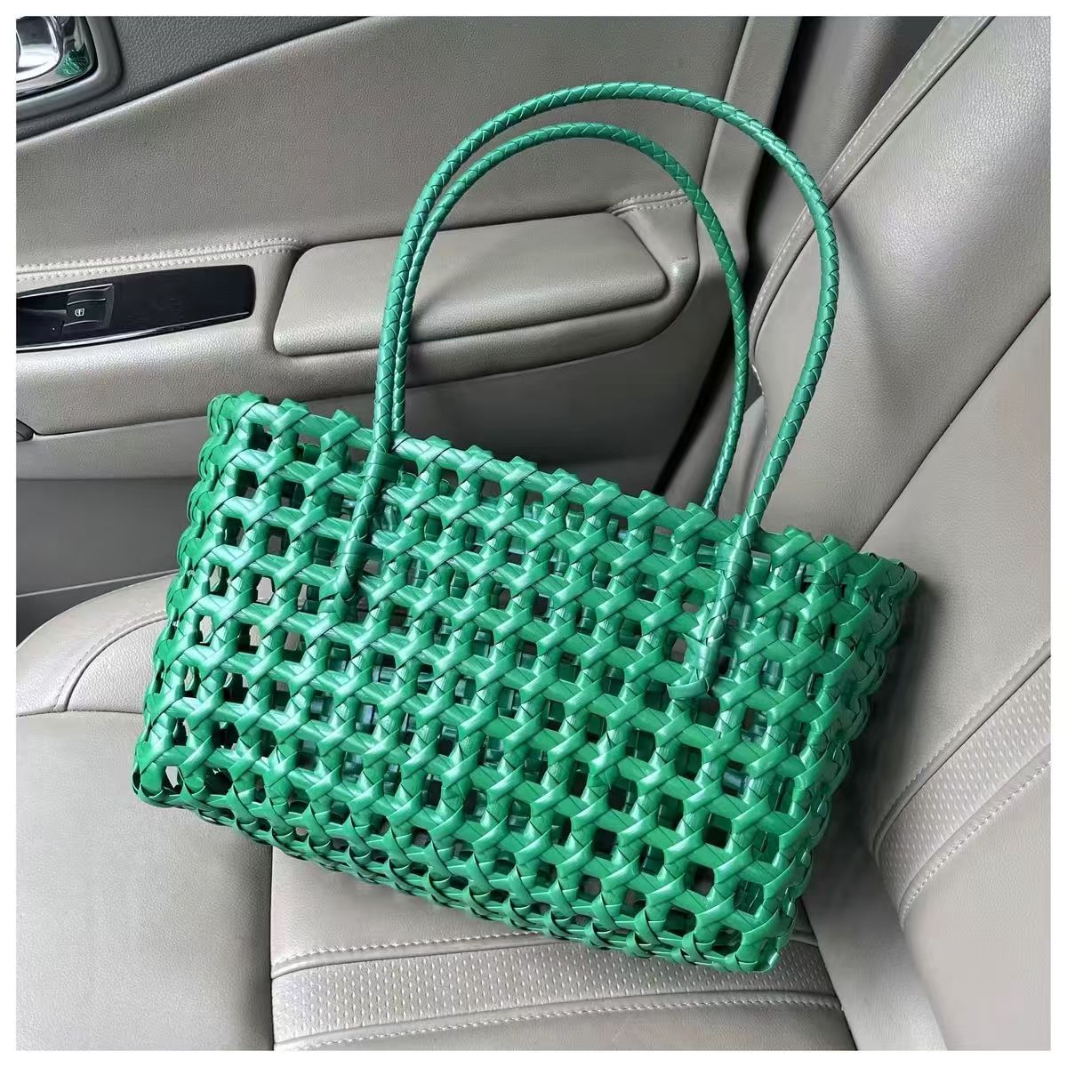 Handbag Weaving Hollow Vegetable Basket Bag PVC Commuter Tote Straw Bag