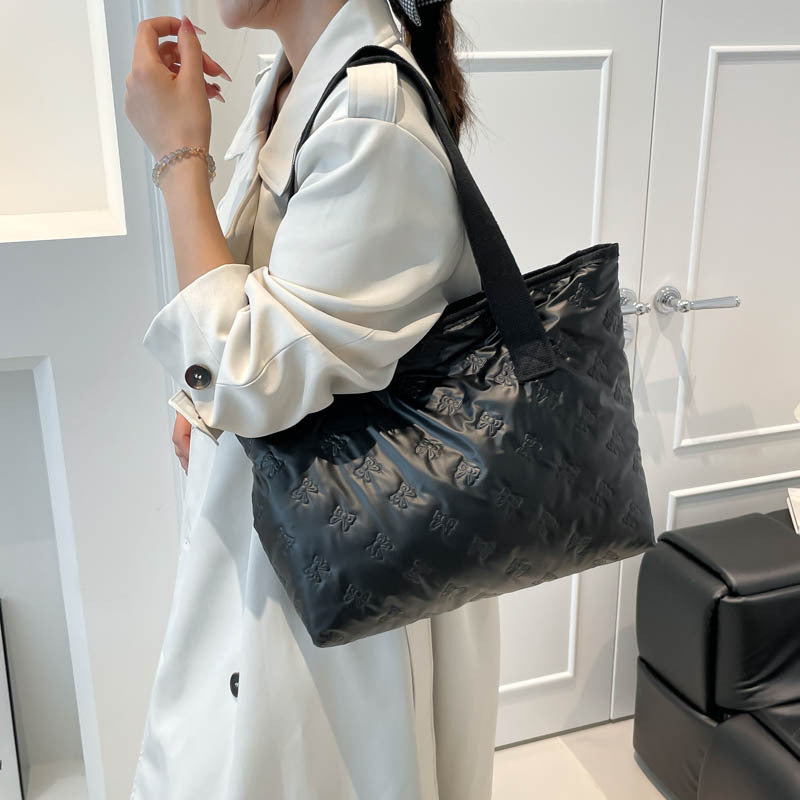 Simple Casual Bag for Women Autumn and Winter New Shoulder Cotton-Padded Bag Fashion Trendy Portable Large Capacity Totes