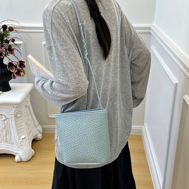 Bucket Bags Women's High-Grade Korean-Style Fashion All-Match Trendy One-Shoulder Bag Handbag Early Spring Messenger Bag