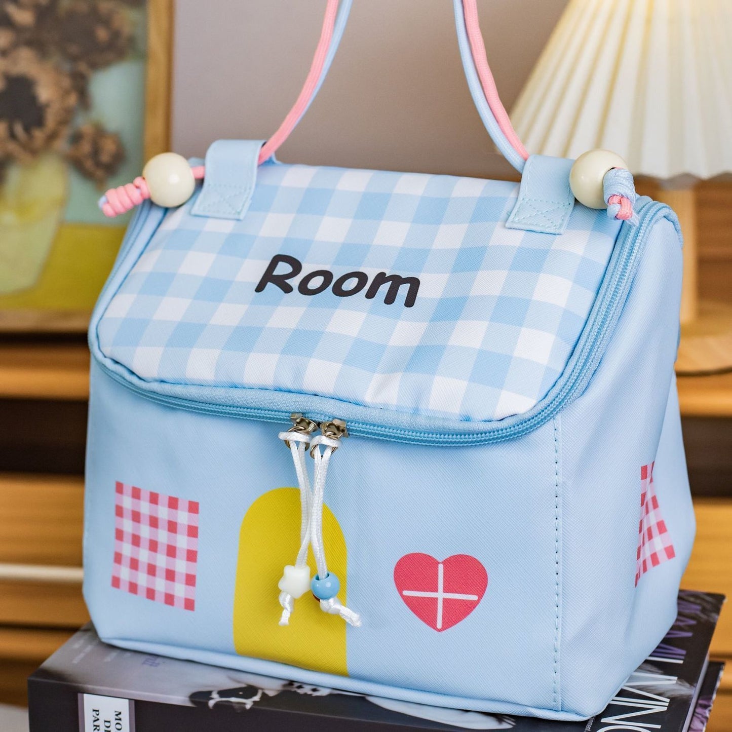 Cute Hello Kitty House-Shaped Makeup Bag with Large Capacity, Waterproof and Organized Compartments for Girls