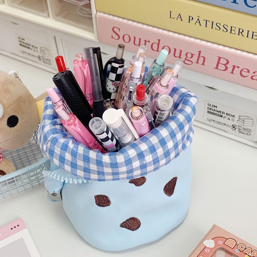 Cute Cookie-Shaped Pencil Case with Foldable Design and High Capacity for Students' Stationery Storage