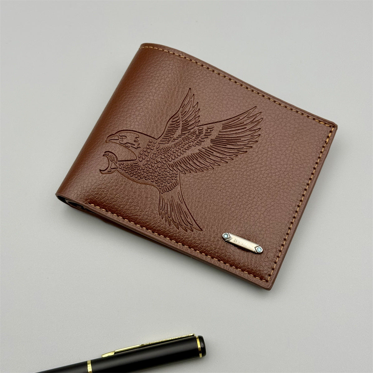 Elegant Eagle Embossed PU Leather Wallet for Men, Slim Bi-Fold Design with Breathable Interior and Stylish Animal Pattern
