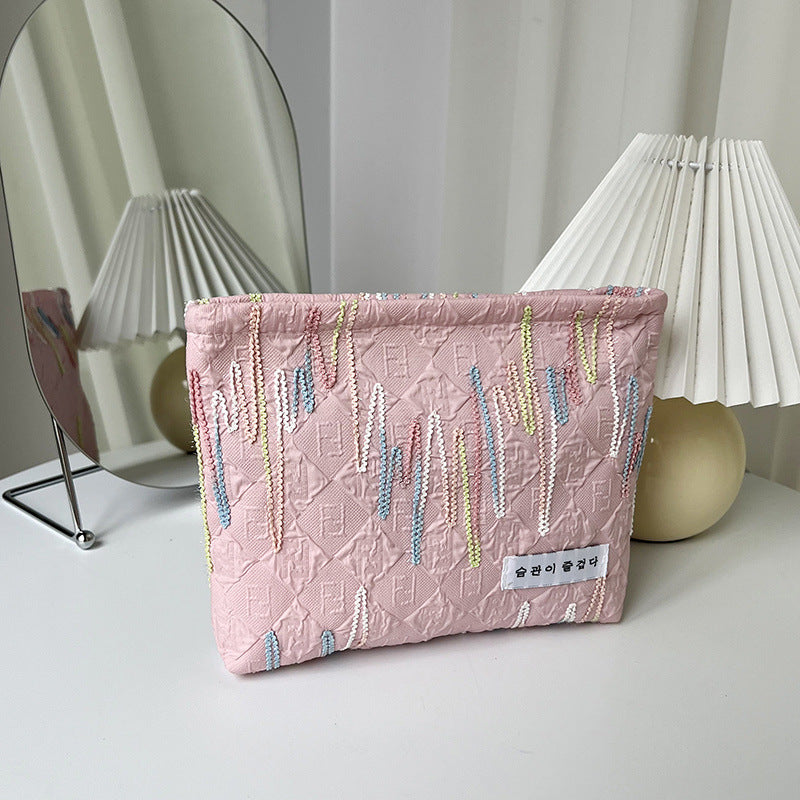 Original Embroidery Women's Canvas Cosmetic Bag Artistic Retro Flowers Print Exquisite Quilting Design Portable Clutch