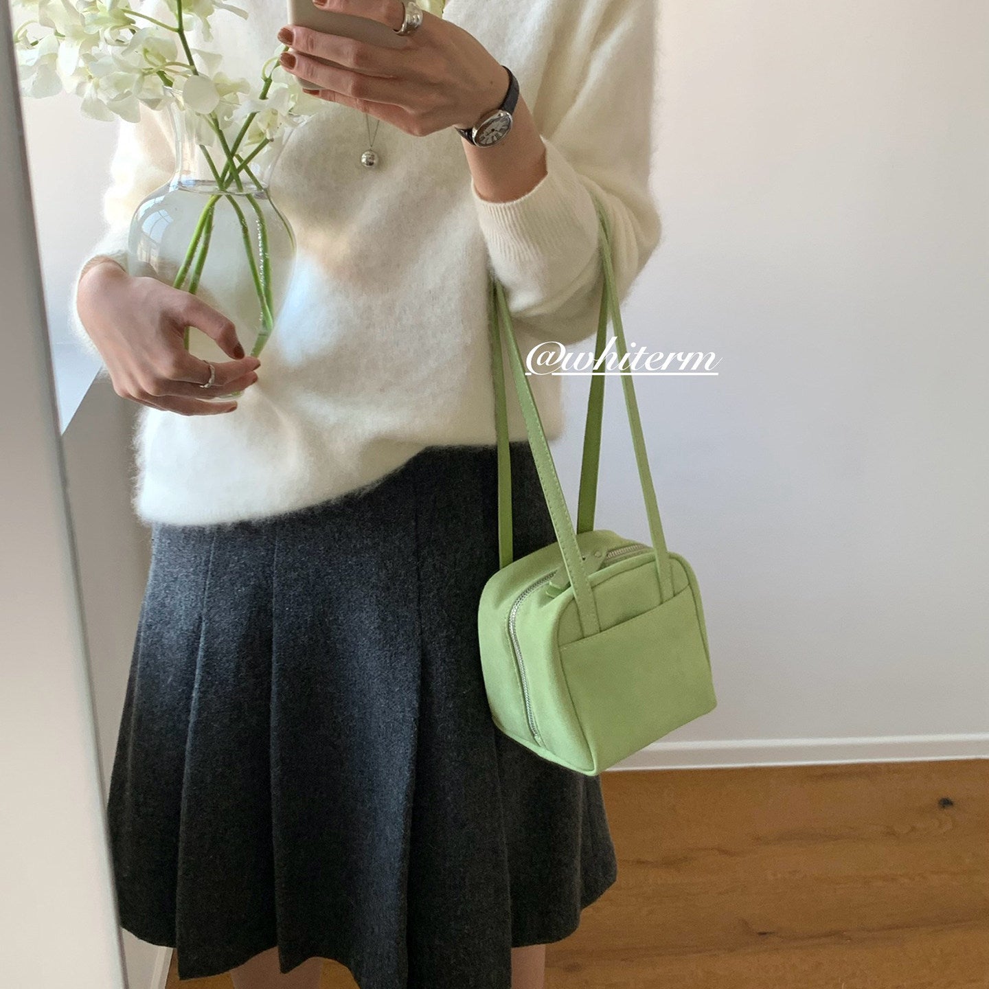 Korean Style Spring New Arrival Minimalist Shoulder Bag Women's Casual Box Shape Crossbody Handbag with Zipper Closure