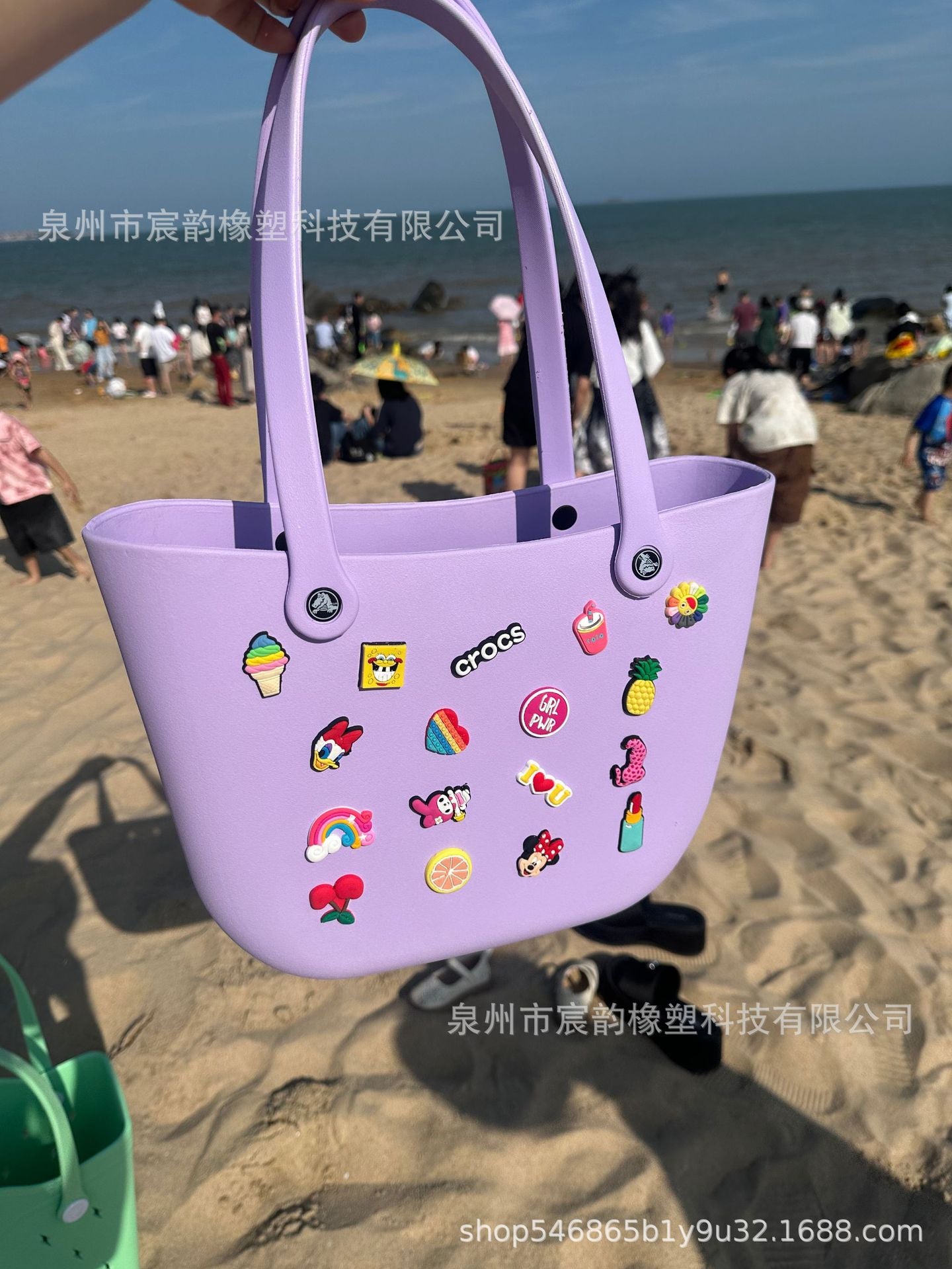 Cute Tote Cartoon Badge Women's Handbag Suitable for Beach Hole Rubber Basket