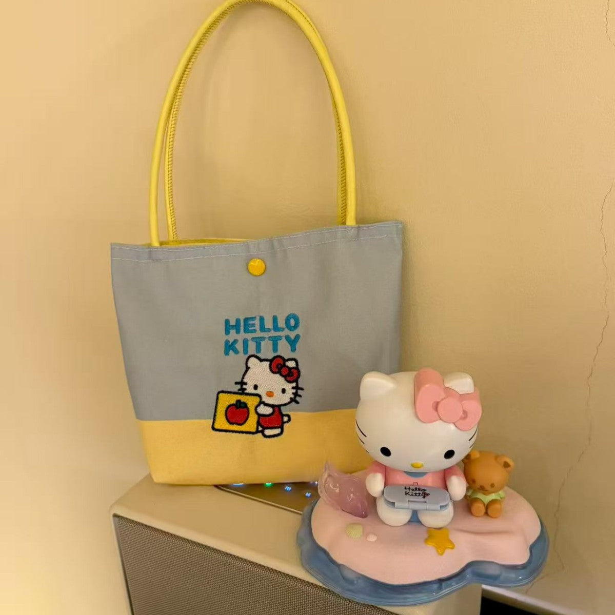Women's Shoulder Handbag Cute Hello Kitty Embroidery Cartoon Tote Bag Large Capacity