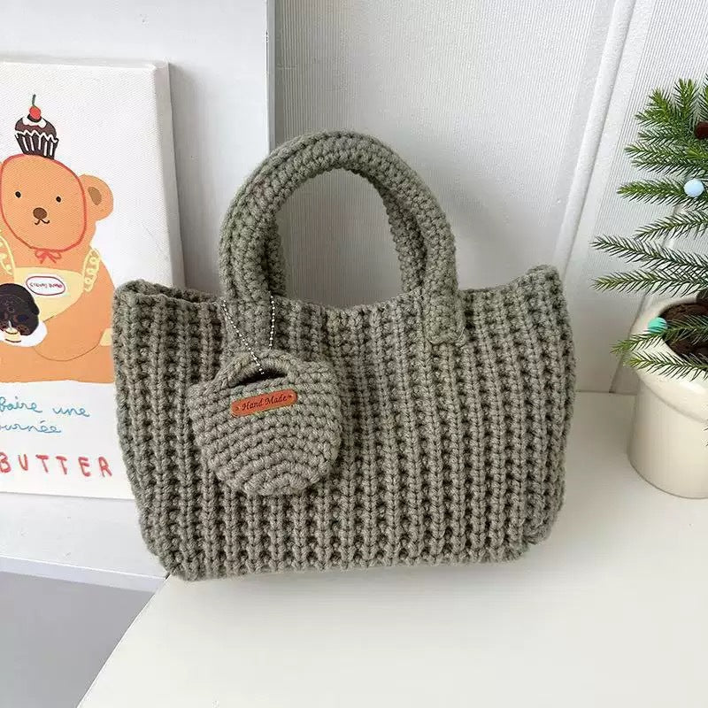Women's Shoulder Bag Artistic Style Crocheted Daisy Tote Bag Beach Vacation Lightweight Shoulder Bag Leisure Travel Essential Woven Handbag