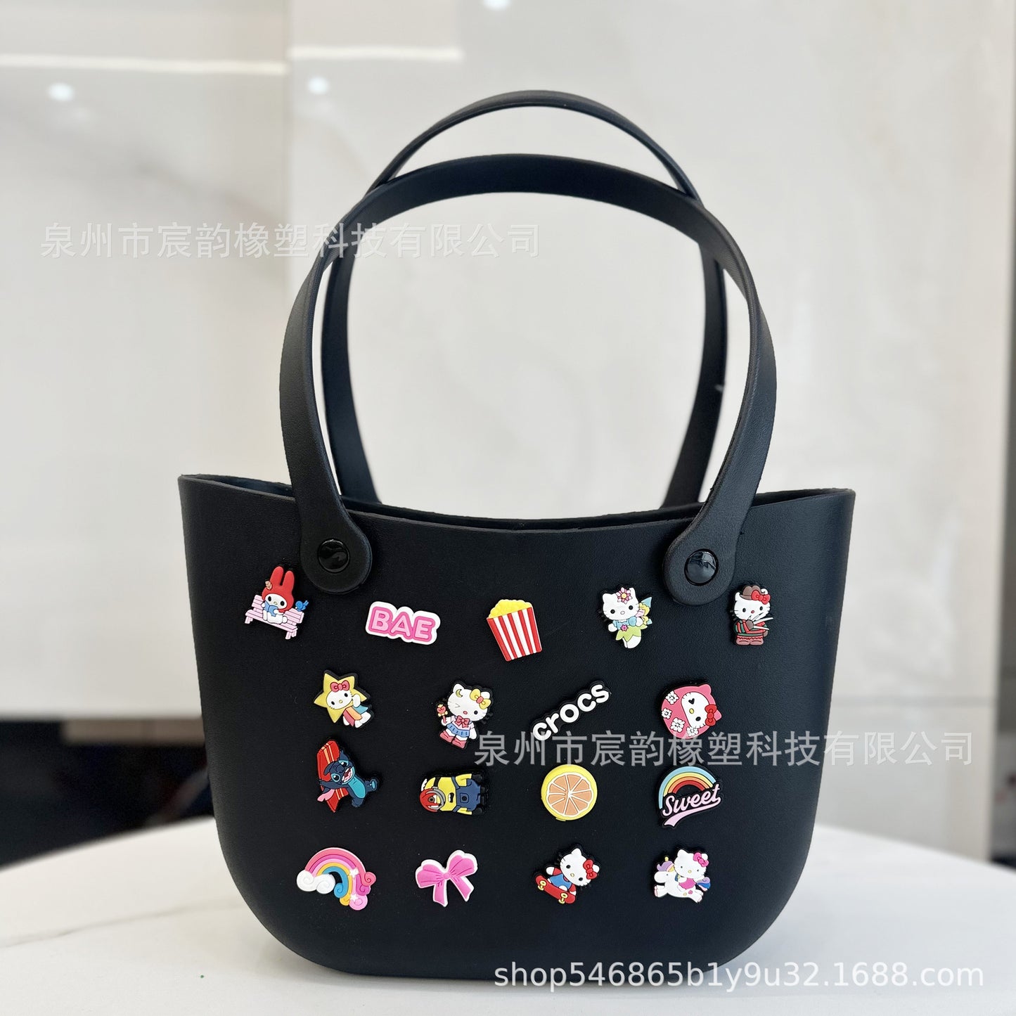 Cute Tote Cartoon Badge Women's Handbag Suitable for Beach Hole Rubber Basket