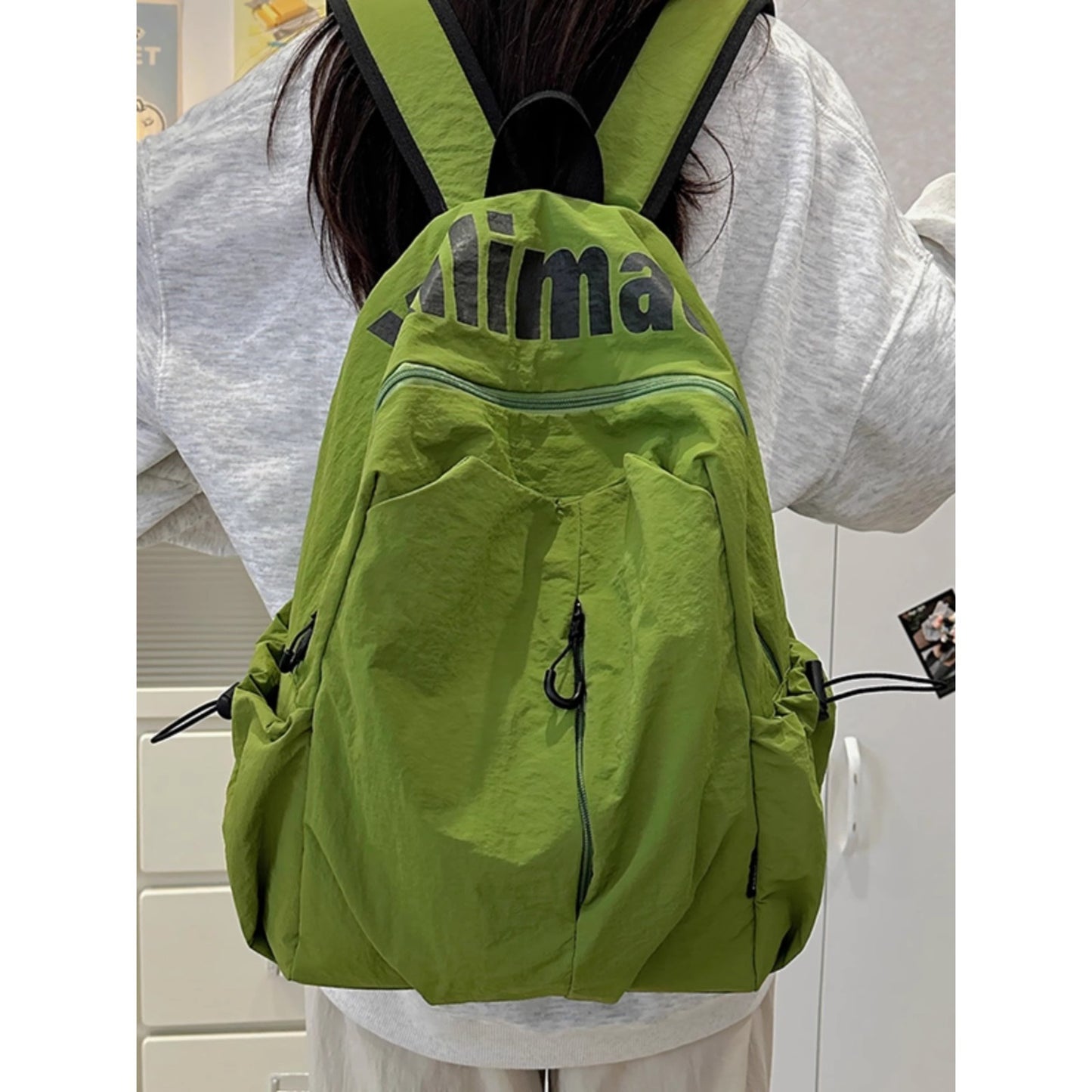 Backpack Men's and Women's Travel Lightweight Good-looking New Backpack Outdoor Mountaineering Bag