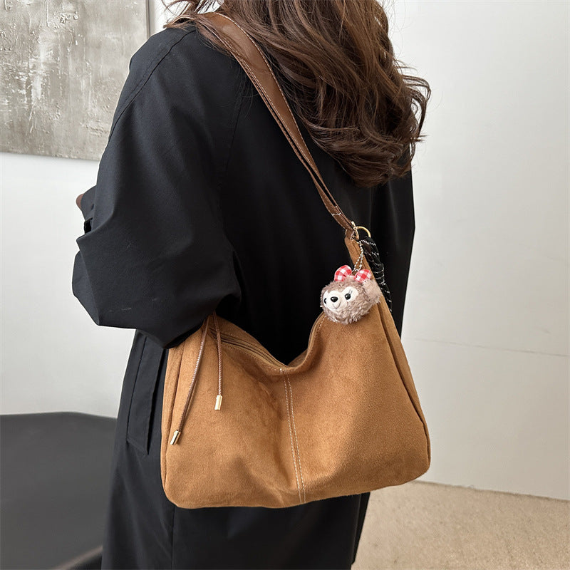Vintage Tote Bag for Women, Large Capacity Shoulder Crossbody Bag with Cute Plush Charm, Elegant Commute Style
