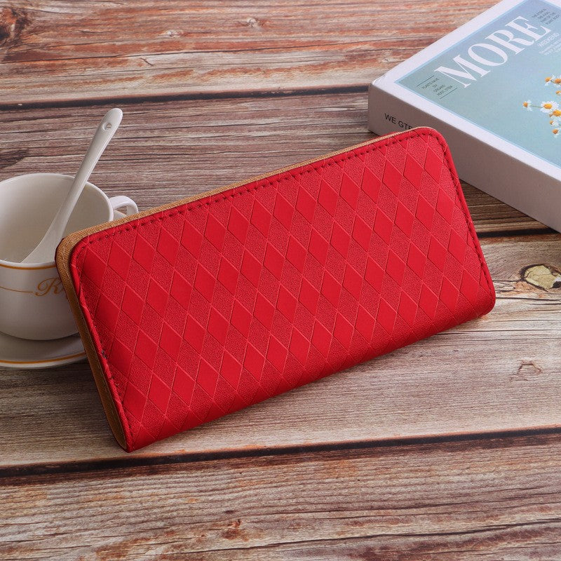 Elegant Diamond Pattern Women's Long Wallet with Multiple Card Slots and Zipper Closure for Daily Use