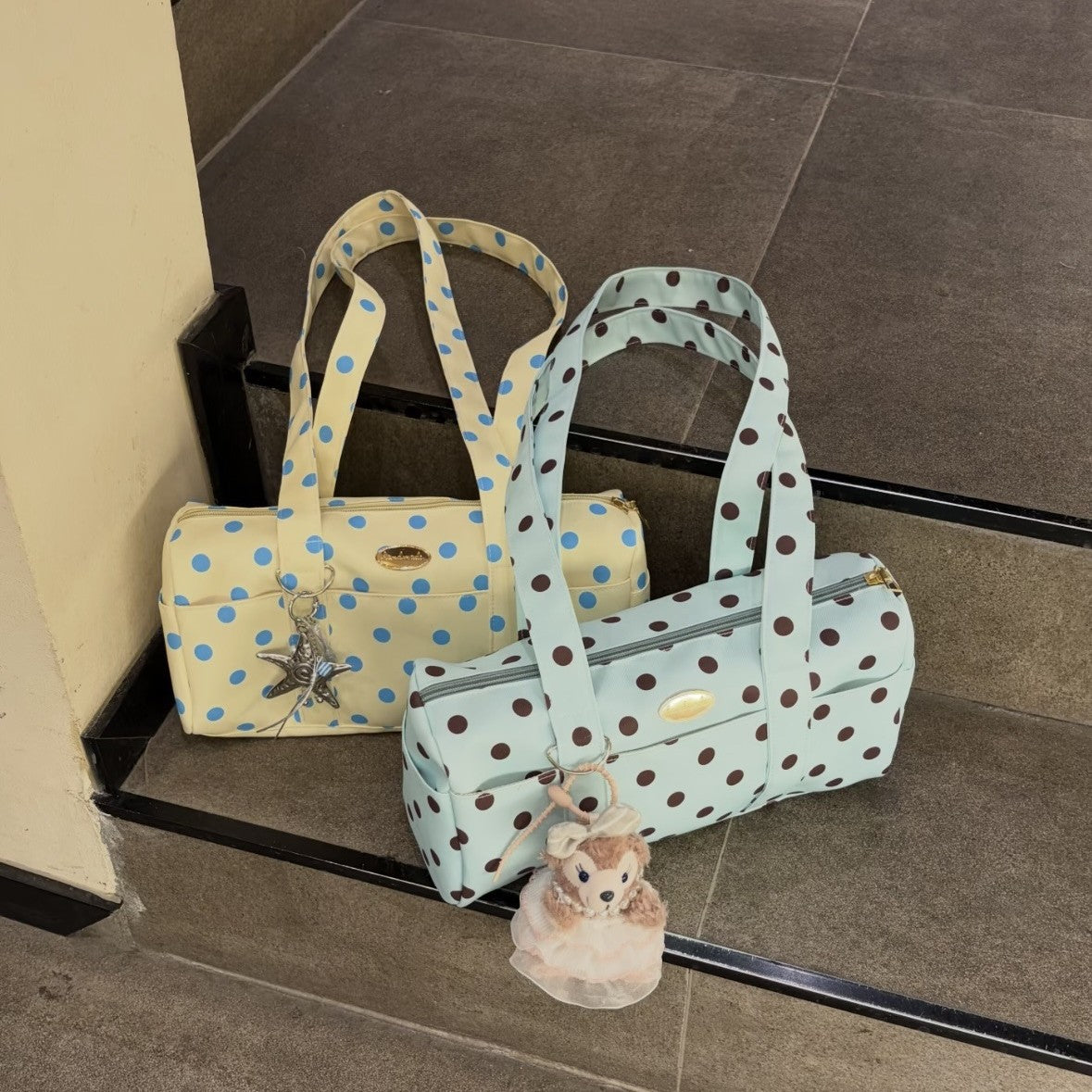 Korean Style Polka Dot Tote Bag with Retro Charm, Large Capacity Casual Shoulder Handbag for Women, Perfect for Daily Use and Shopping