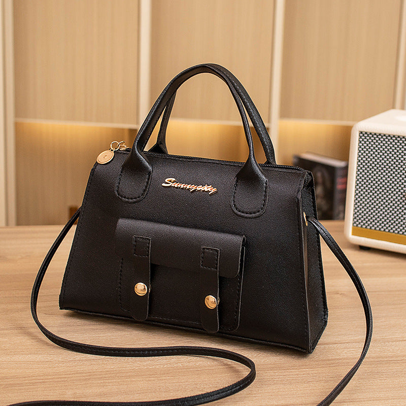 2025 New Korean Style Elegant Minimalist Crossbody Bag with Zipper Closure and Camera Pocket for Daily Use