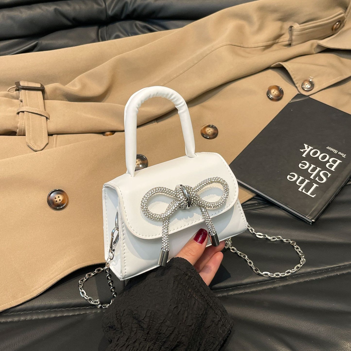 New High-Texture Niche Solid Color Bow Small Square Women's Bag Chain One-Shoulder Portable