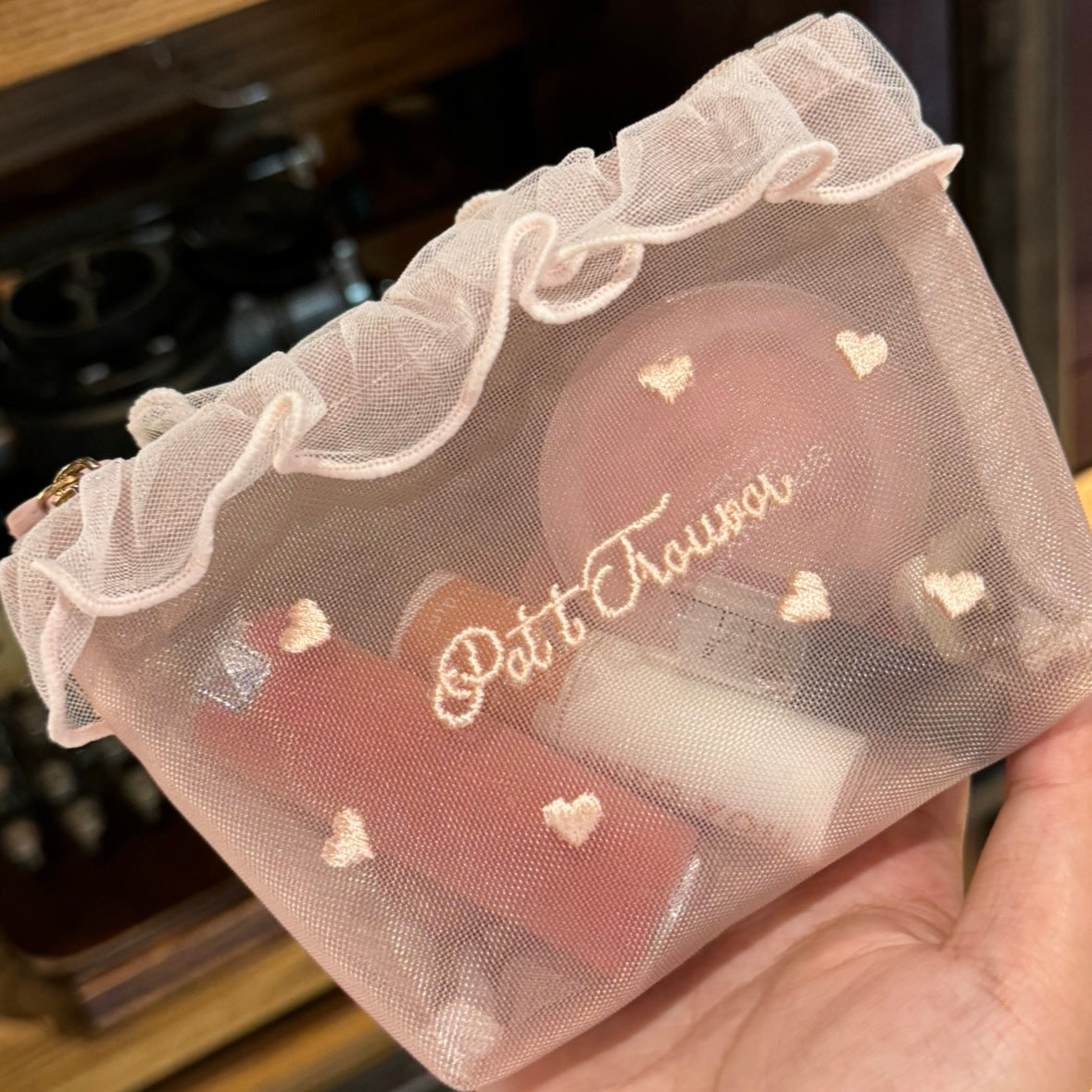 Girl's Mesh Love Embroidery Portable Clear Cosmetic Bag Cute Tissue Bag Makeup Storage Bag