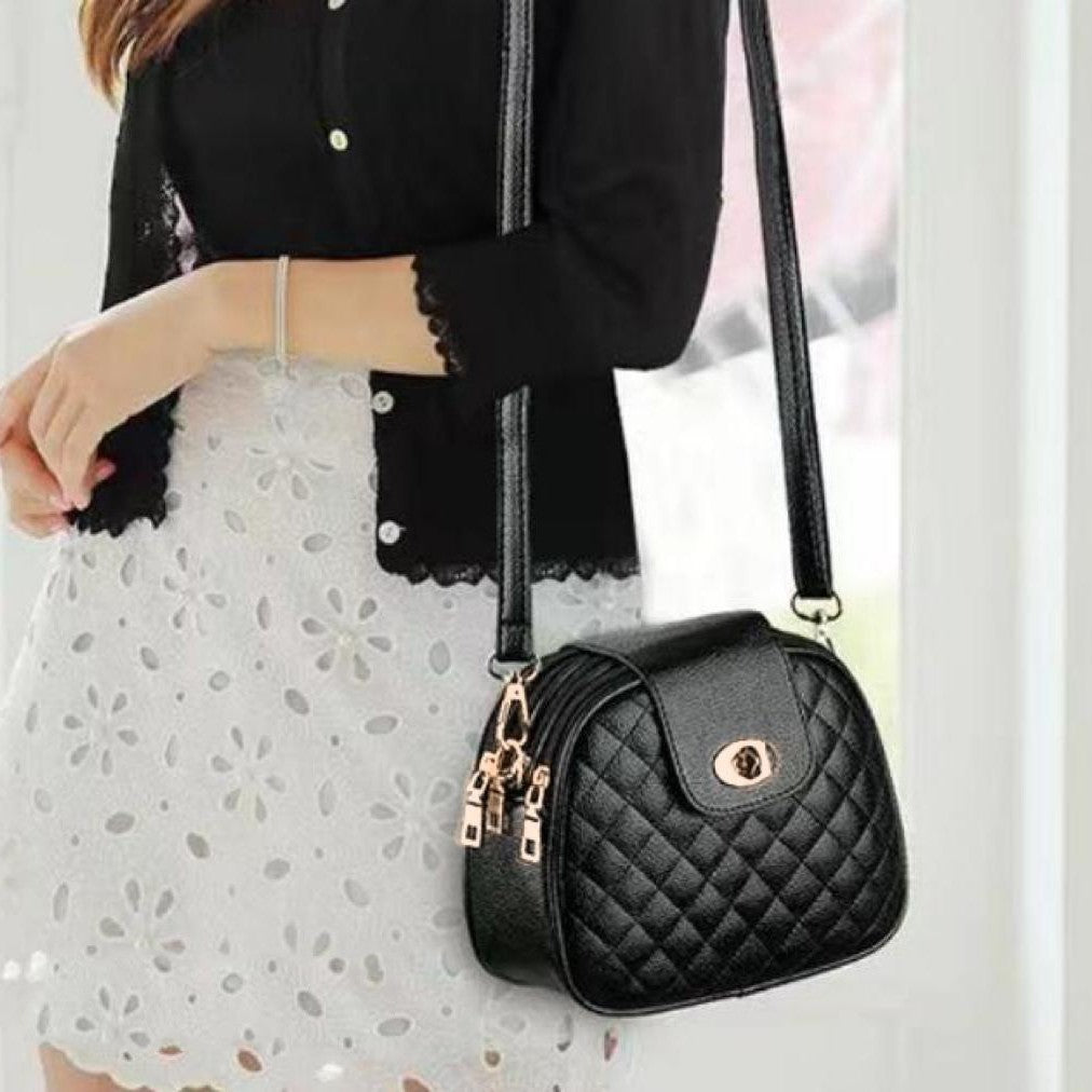 New Women's Diamond Crossbody Bag Lock Design Soft Leather round Shoulder Bag Everyday Joker Fashion Pouch