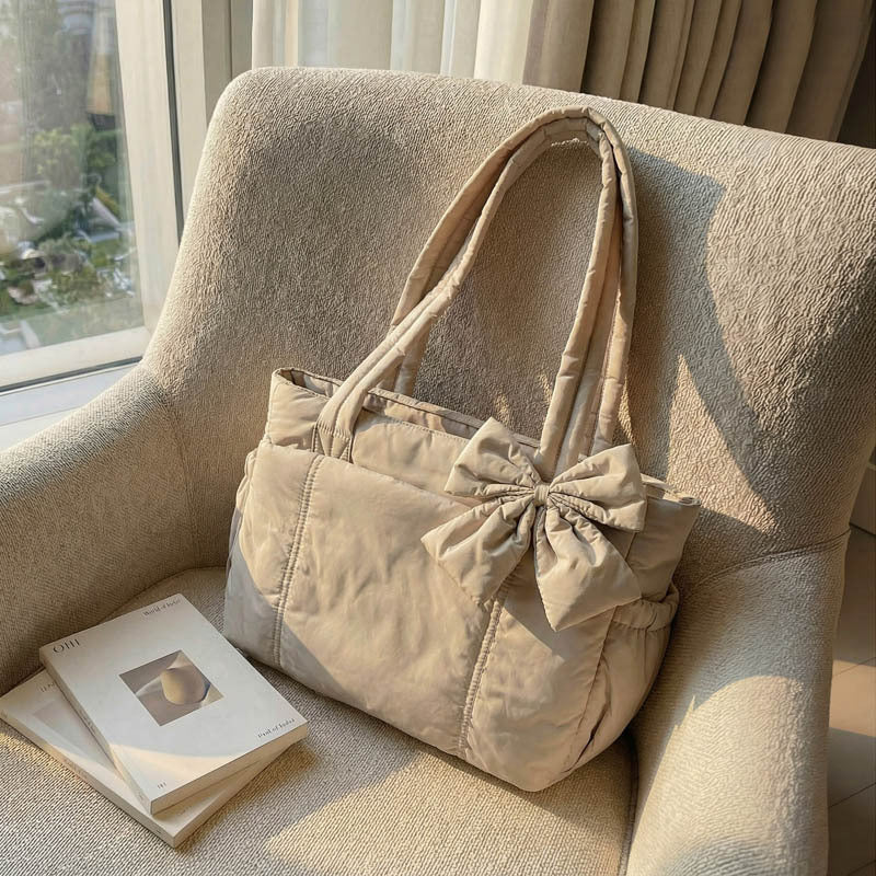 Winter New Bow Tote Bag with Quilted Design and Zipper Closure for Daily Use