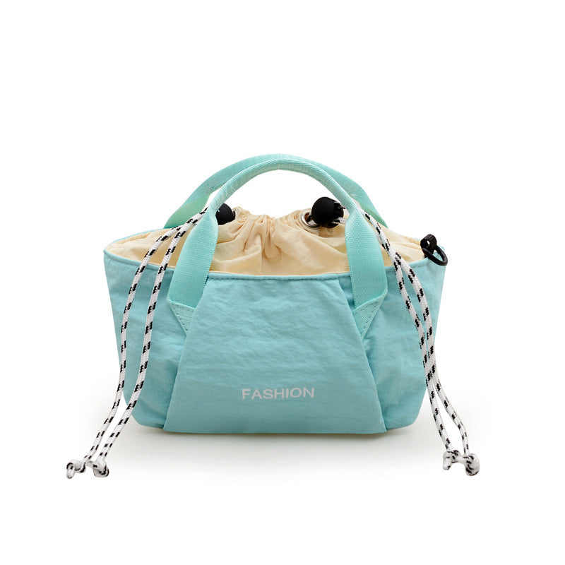 Sports Outdoor Mountaineering Bag Fashionable Lightweight Casual Nylon Drawstring Waterproof Crossbody Bag Commute Minimalist Women's Bag