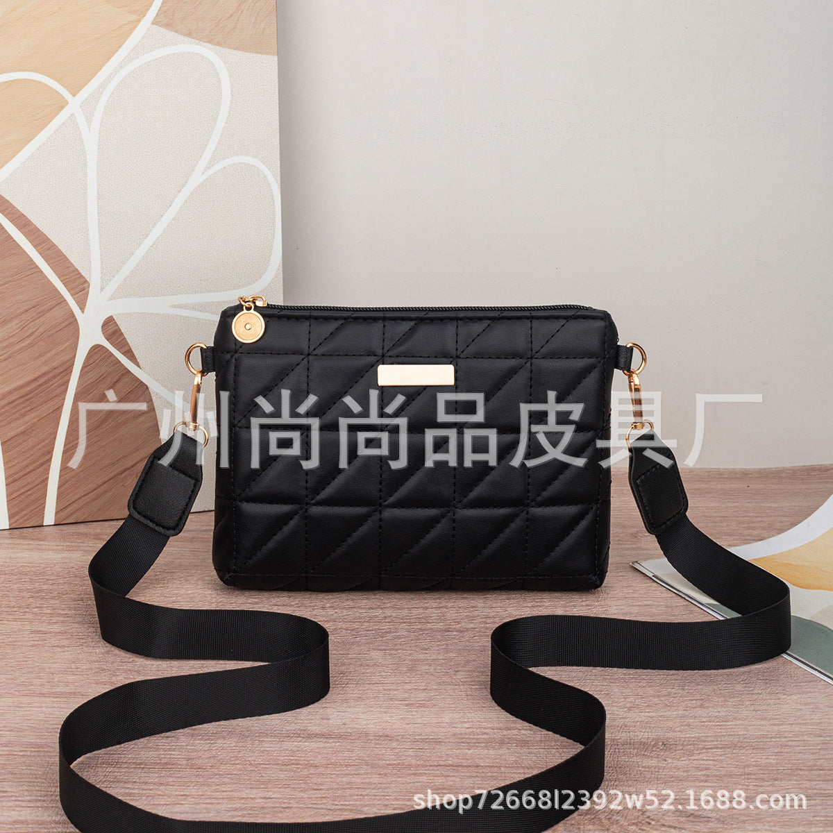 Messenger Bag Women's Urban Simple Refreshing Stylish Coin Clutch Portable Mini Phone Bag