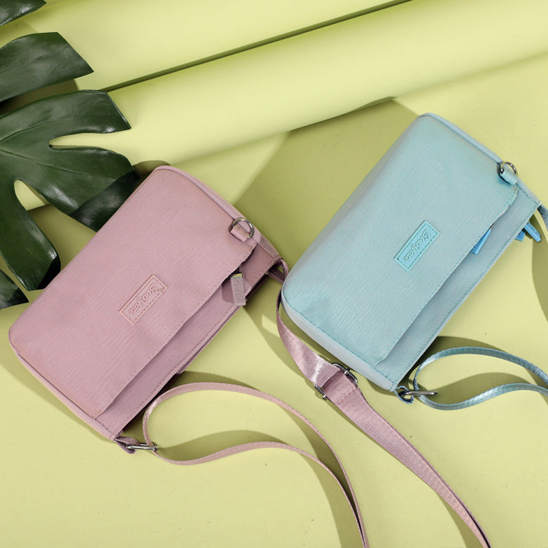 New Nylon Crossbody Bag for Women, Fashionable Horizontal Shoulder Bag with Zipper Closure and Multiple Inner Pockets