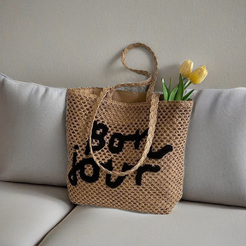 2025 New Letter Embroidery Woven Tote Bag Fashionable Shoulder Straw Bag Large Capacity Casual Beach Style