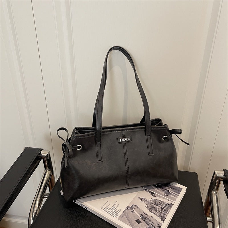2025 New Fashion Vintage PU Tote Bag with Bear Charm, Large Capacity Shoulder Crossbody Bag for Daily Use