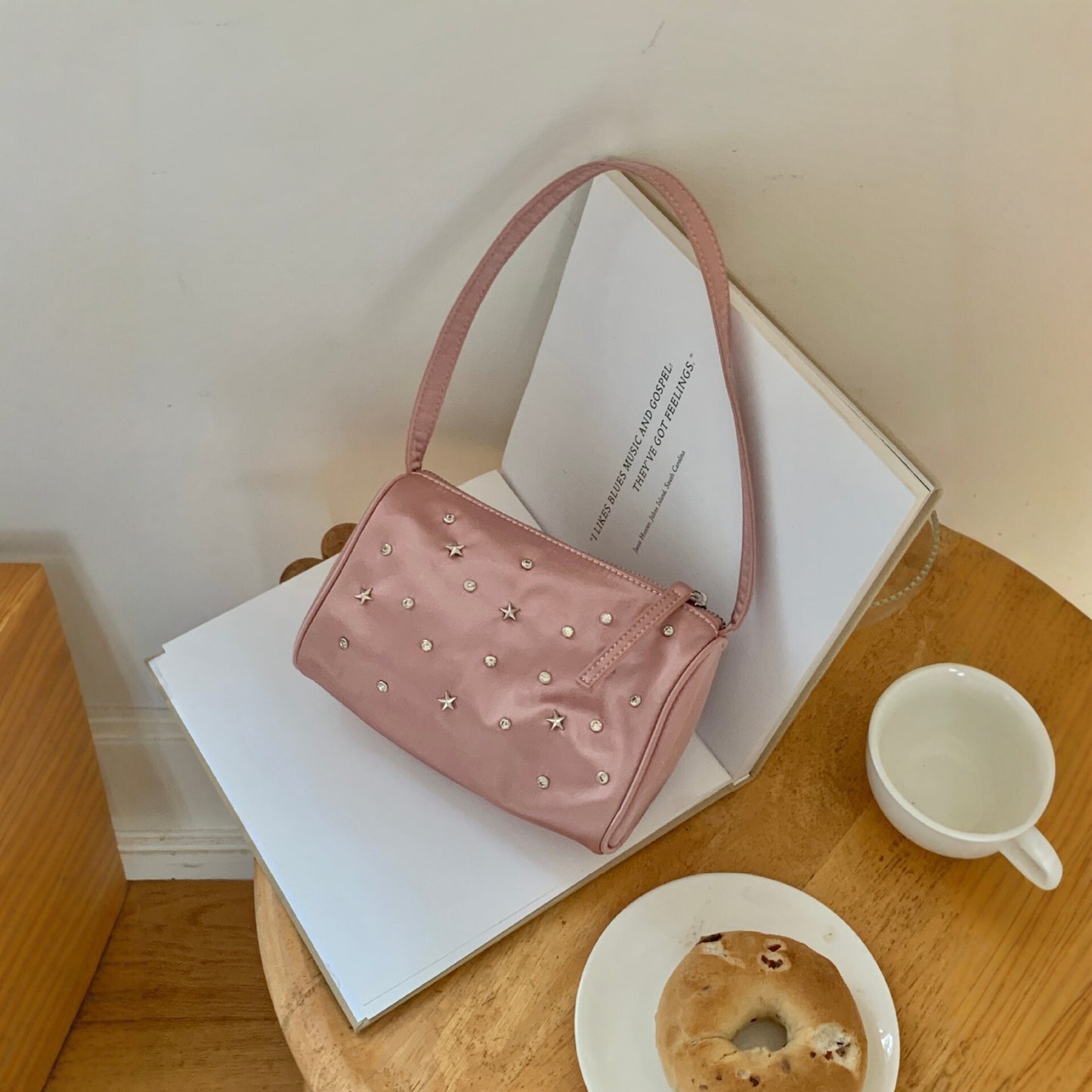 Elegant Satin Crossbody Bag with Star Rhinestone Details for Daily Stylish Look