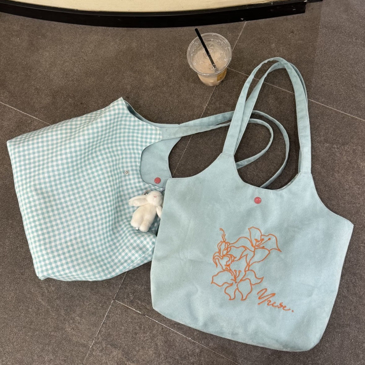 Spring Summer New Cute Floral Embroidery Tote Bag with Checkered Design and Soft Handle for Daily Use and Travel