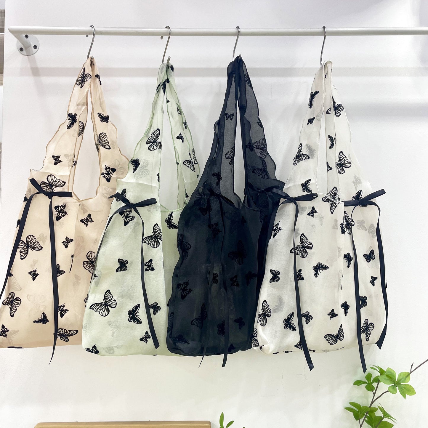 Korean Style Sheer Butterfly Embroidery Tote Bag with Bow Details for Beach Vacation and Daily Use