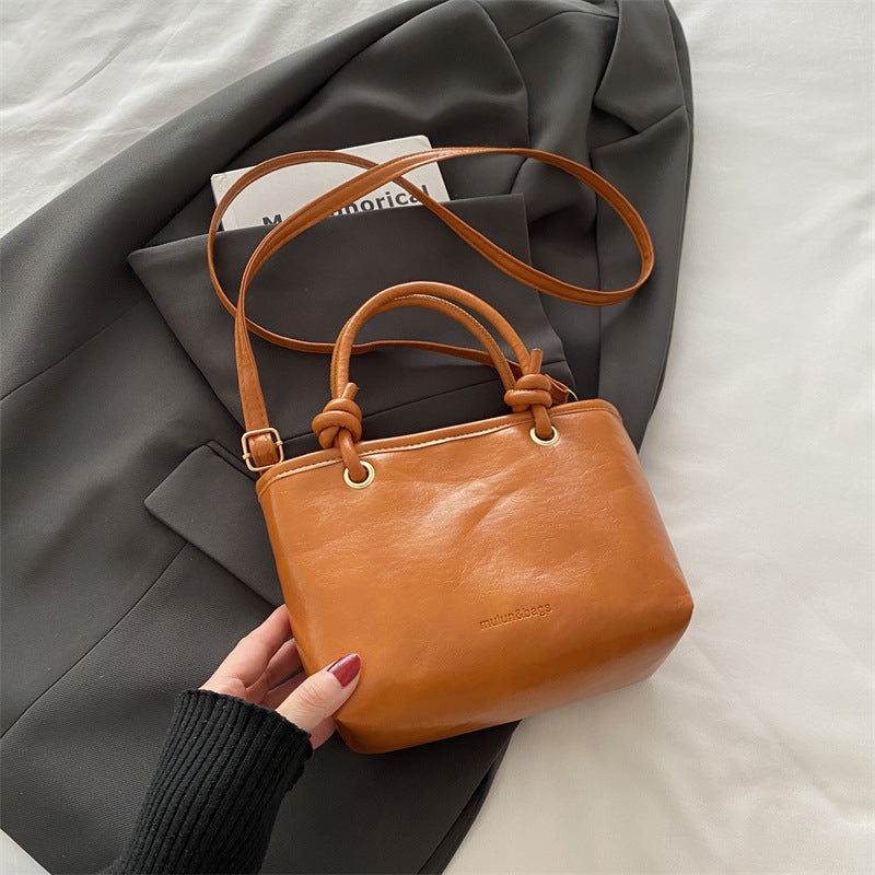 Good-looking Mini Bucket Bag Women's Everyday Joker Fashion Portable Messenger Bag