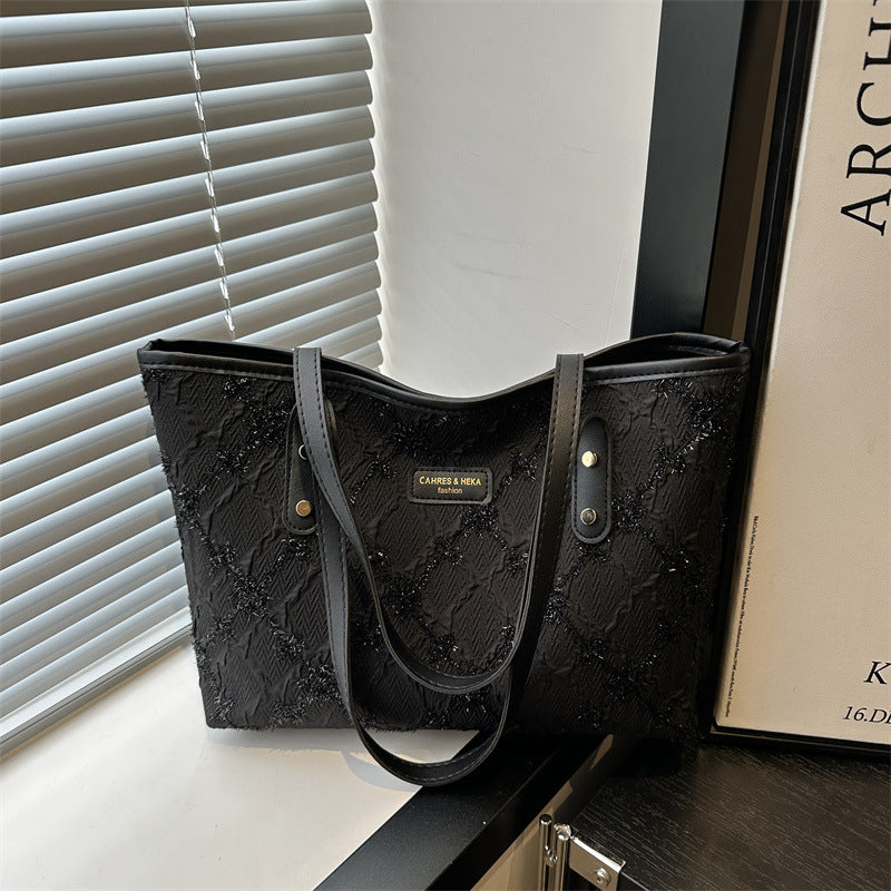 New Fashion Ladies Large Capacity Totes Light Luxury Embossed Design Soft Pu Material All-Match Shoulder Handbag Daily Commuting Essential