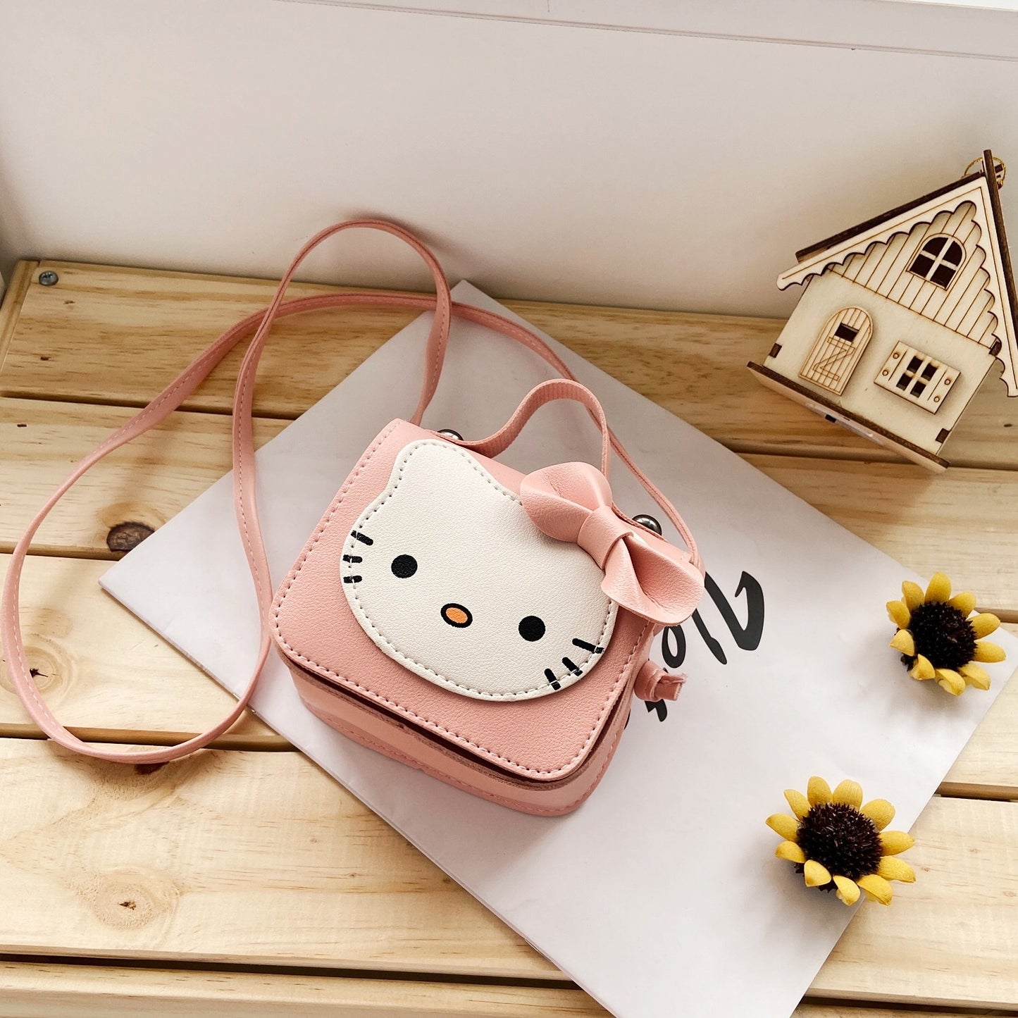 Cute Kitty Face Mini Crossbody Bag for Kids with Bow Design, Fashionable Daily Accessory