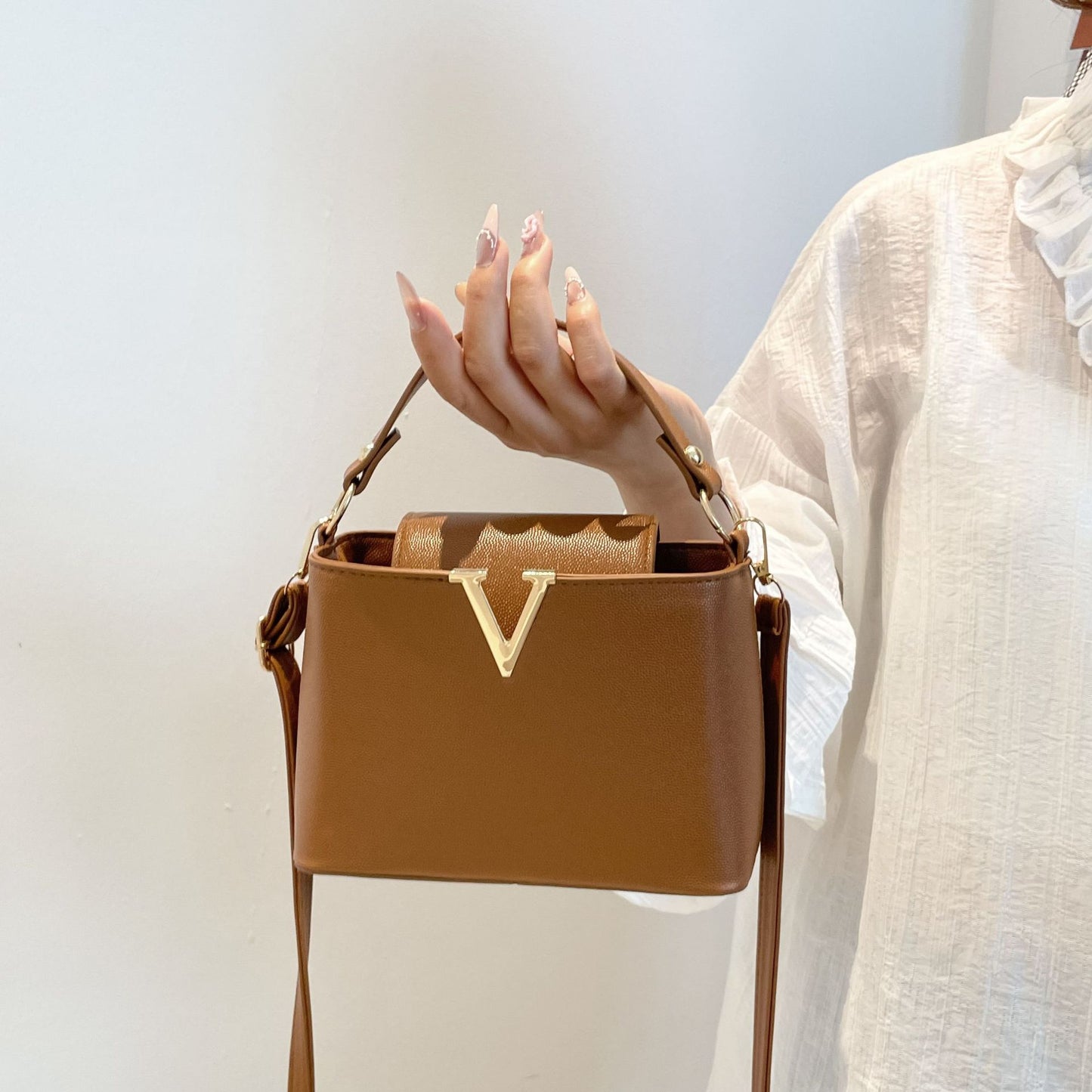 Light Luxury Bag Women's New V-Shaped Fashion Classy Bucket Bag Large Capacity Work Commuter Portable Shoulder Oblique