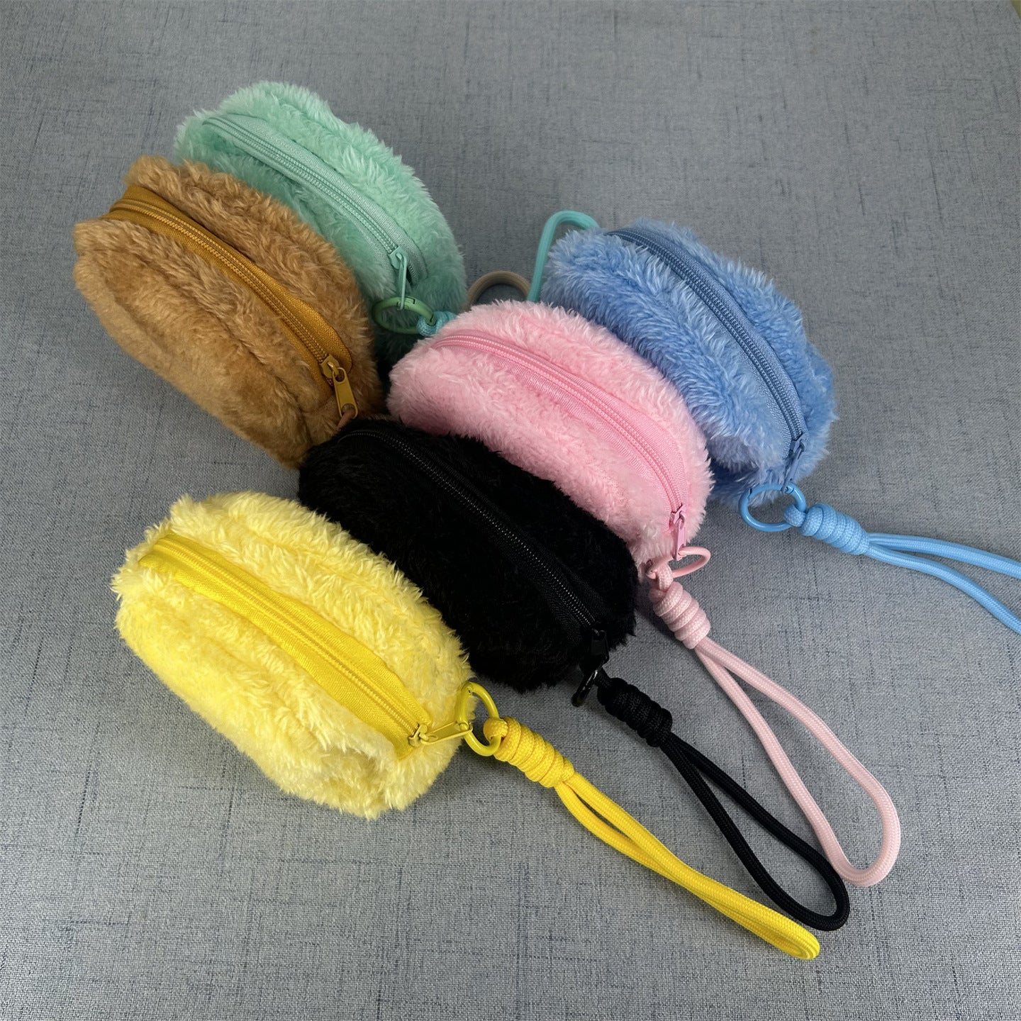 Cute Furry Coin Purse for Kids - Portable Hair Accessories Storage Bag with Zipper and Wrist Strap