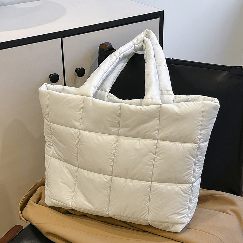 Fashion Casual Large Capacity Bag Women's New Fleece-Lined Underarm Bag Simple Shoulder Crossbody Tote Bag