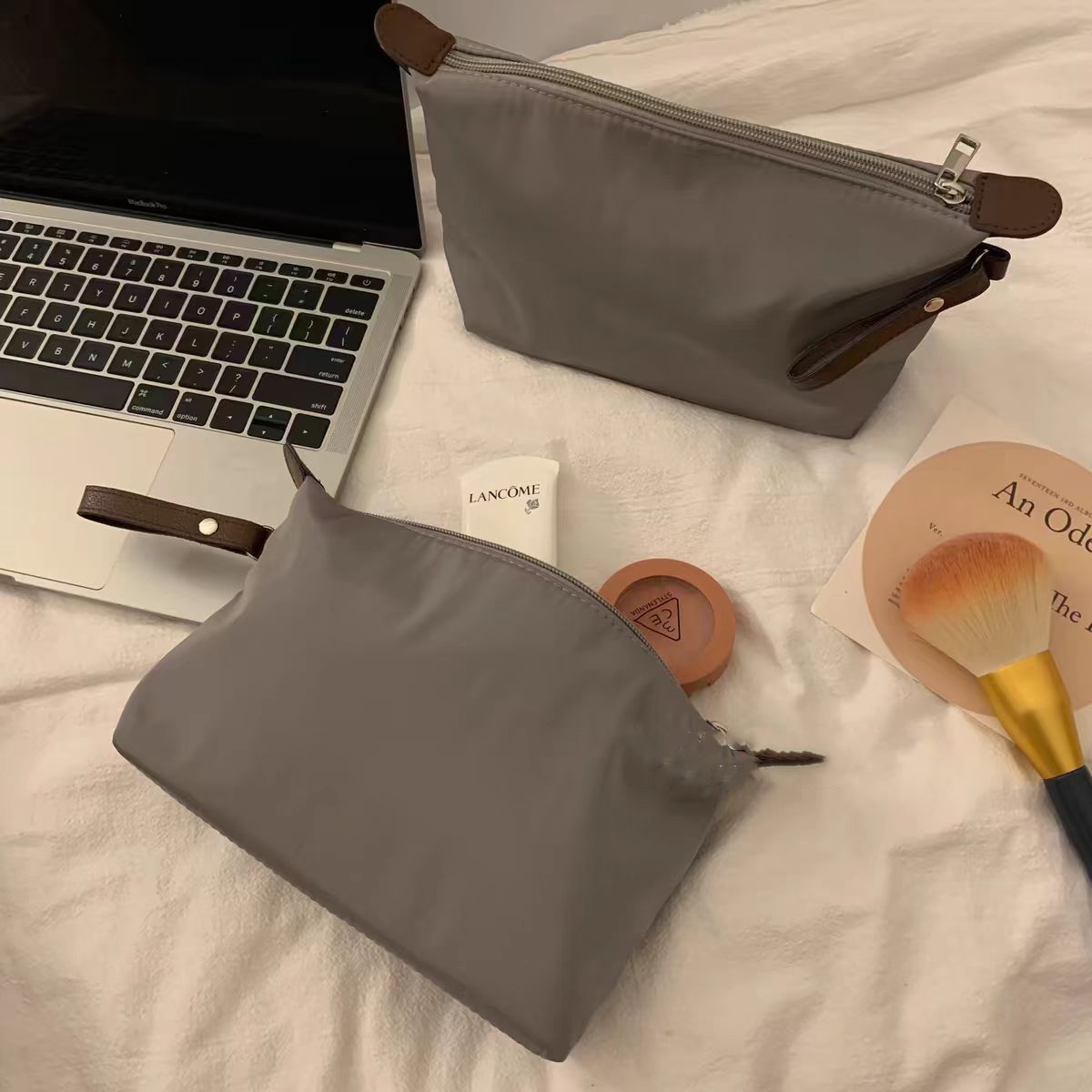 New Classic Zipper Dumpling Bag Composite Cloth Travel Storage and Carrying Men and Women Portable Cosmetic Bag