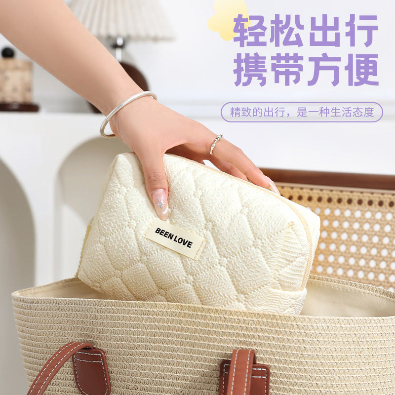 Women's Cosmetic Bag Travel Carrying Case Fashion Simple Design with Handle Convenient and Practical