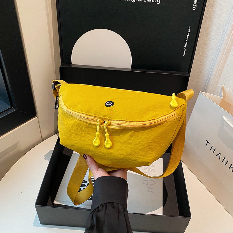 New Korean Style Casual Messenger Bag Zipper Design with Mobile Phone Bag Soft Fabric Everyday Joker Dumpling Making