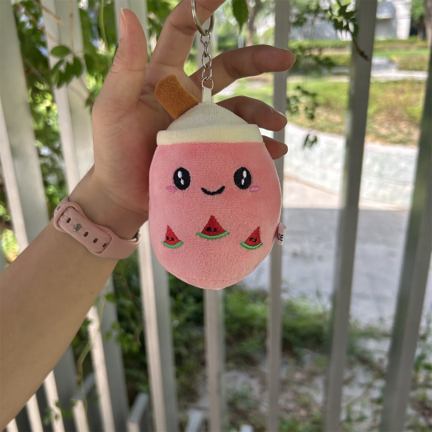 Handbag Pendant Cute Cartoon Bubble Tea Plush Pendant Smiley Strawberry Design Suitable for Bag Matching